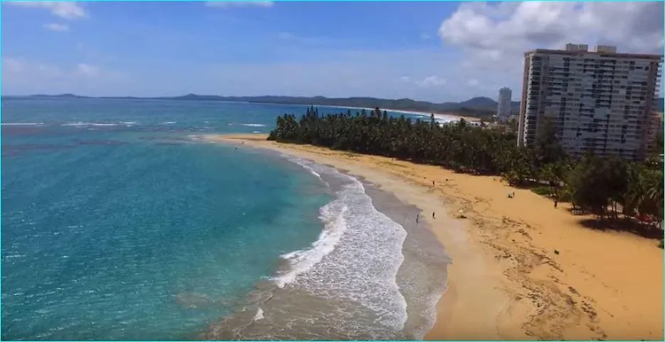Gorgeous Beach Front Studio With Electricity Water Ac 루키요 아파트