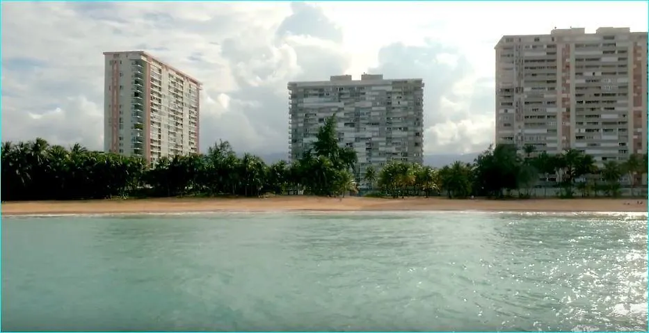 아파트 Gorgeous Beach Front Studio With Electricity Water Ac 루키요 푸에르토리코